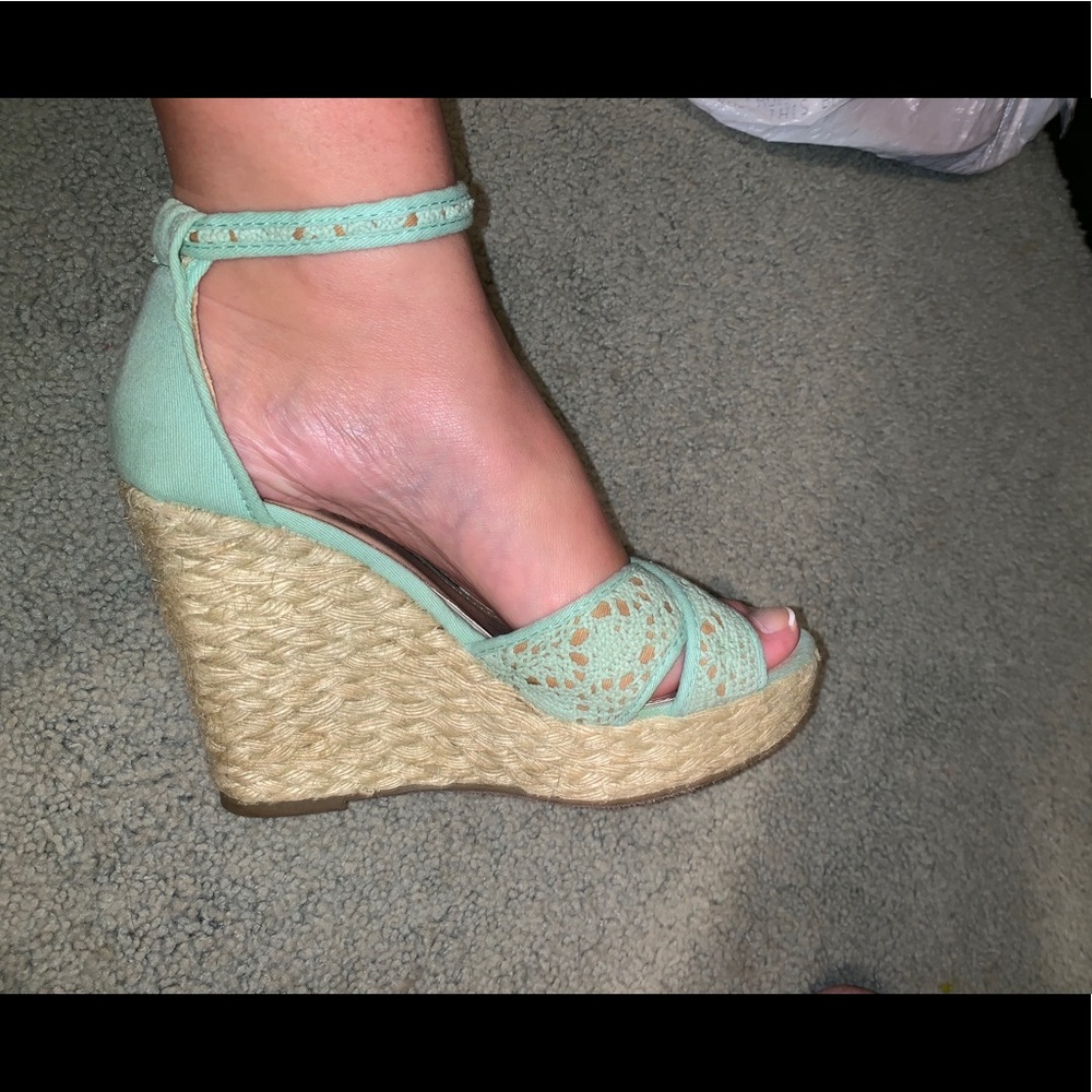 Heel wedges